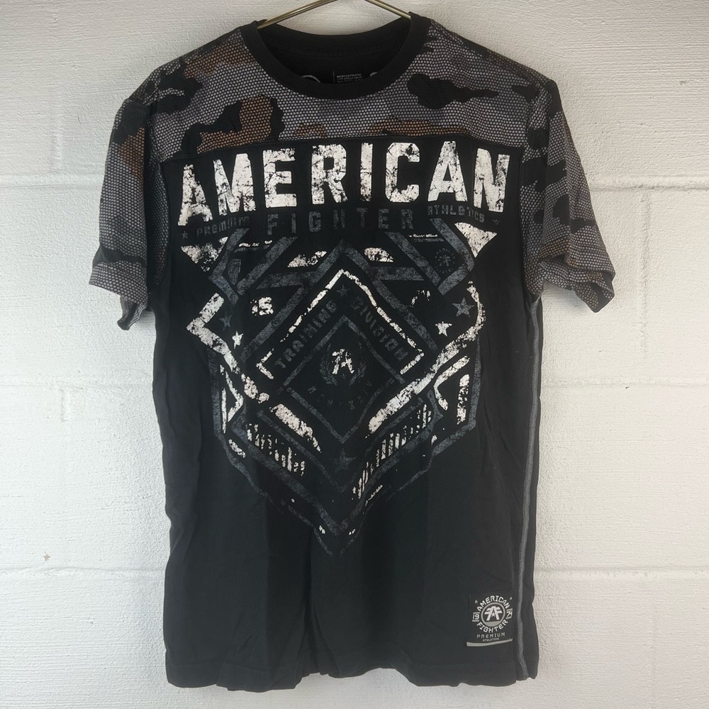American Fighter Graphic Tshirt, Small